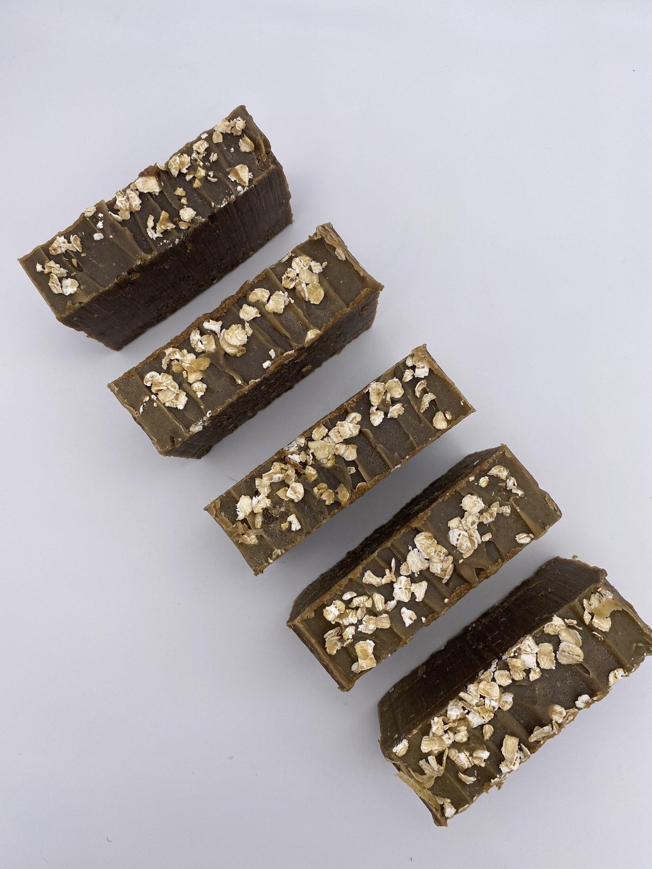 Oat and Aloe Ayurvedic Shampoo Bar
